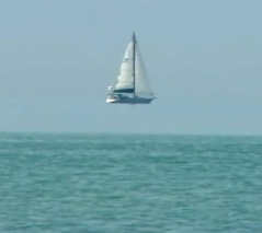 loomingsailboat.jpg